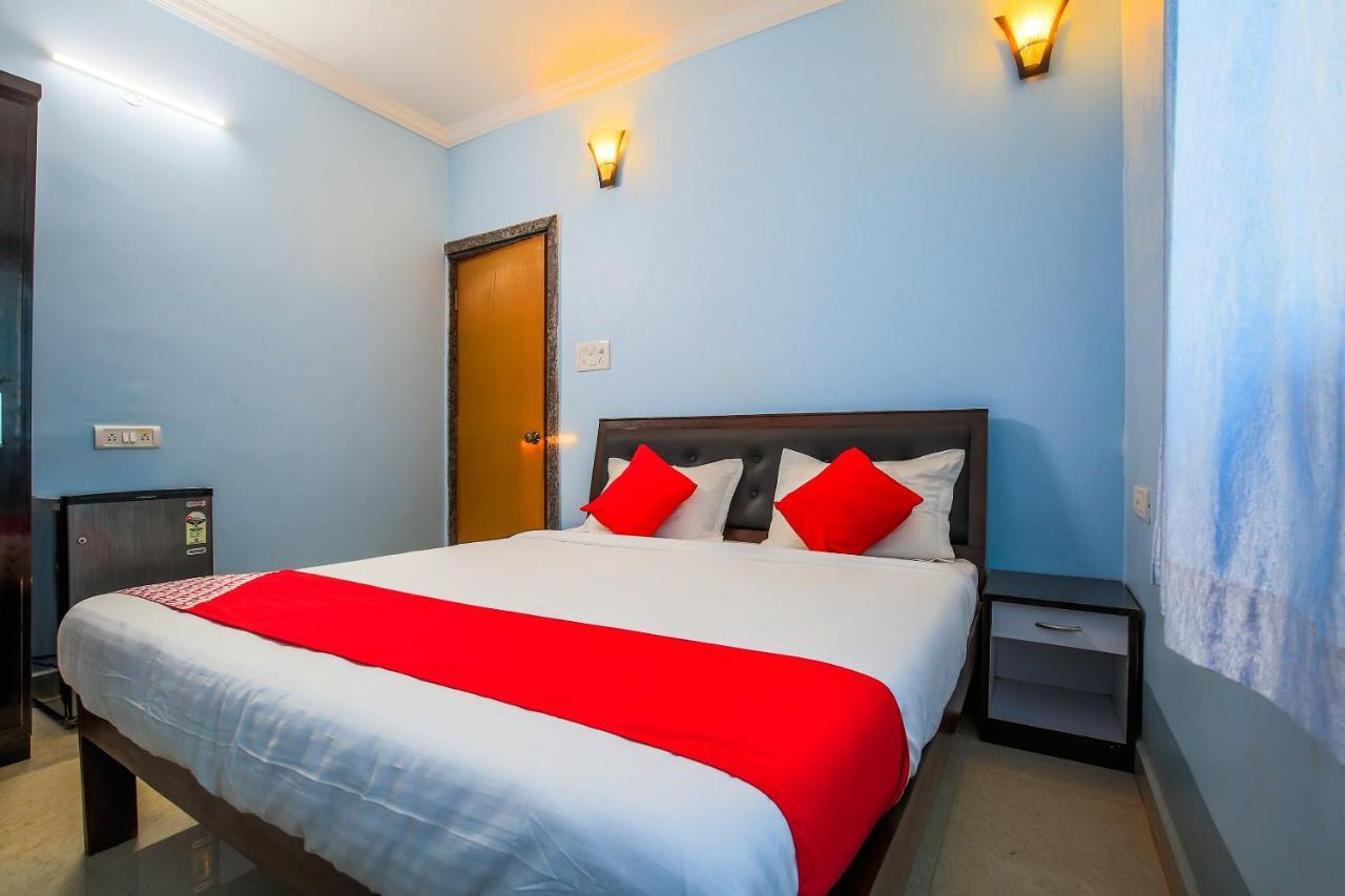 Oyo 15626 The Sovva Hotel Морджим Екстериор снимка