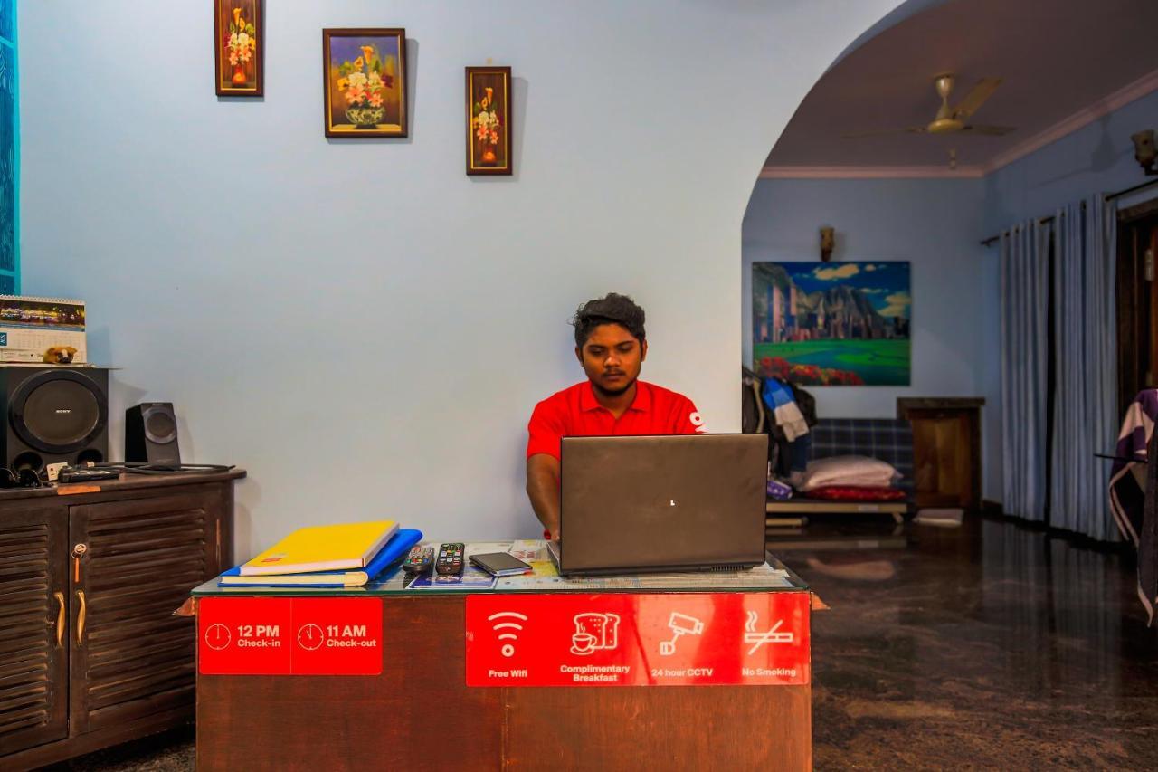 Oyo 15626 The Sovva Hotel Морджим Екстериор снимка